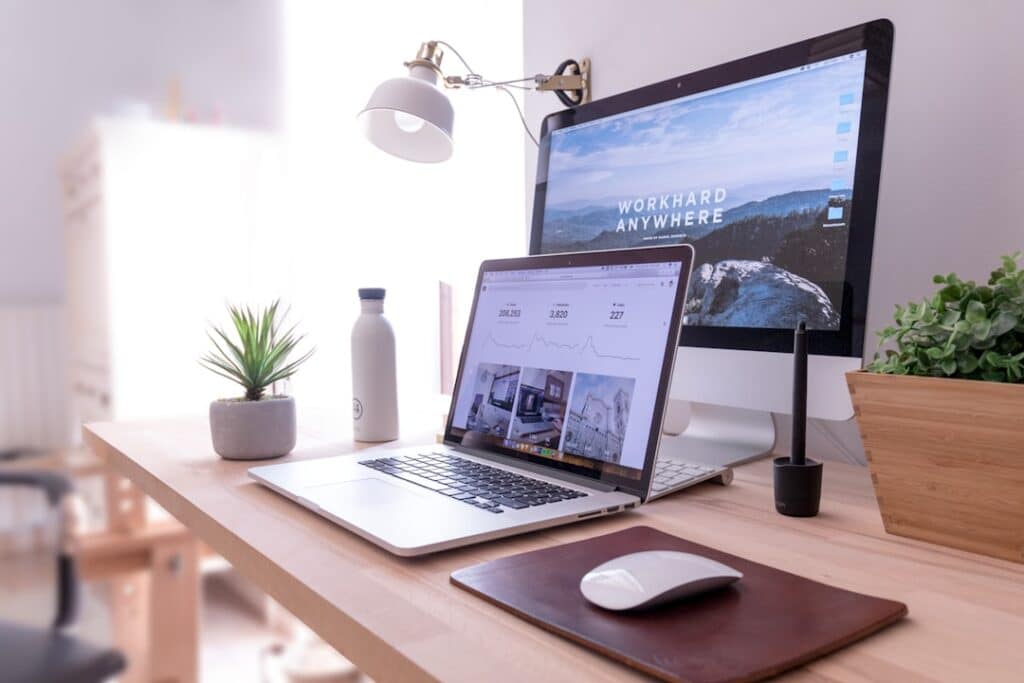 Photo Elegant desk